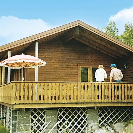 Three-bedroom In Feriehus